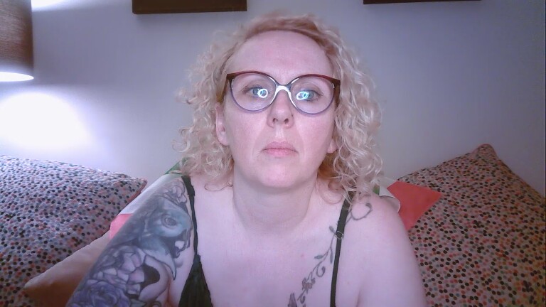 OrlaFox's Streamate show and profile