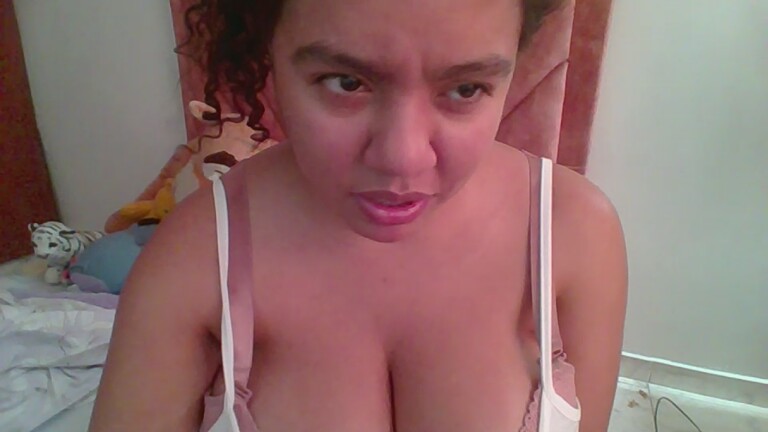 Lauradani's Streamate show and profile