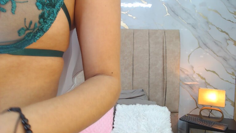 Najya_Sahar's Streamate show and profile