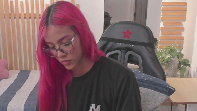 KristensClark's Streamate show and profile