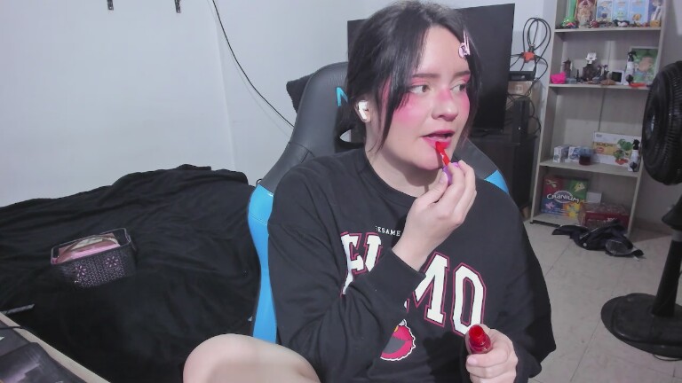 Red_Pandemonium's Streamate show and profile