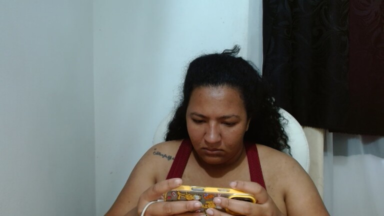 NicolleSalazar's Streamate show and profile