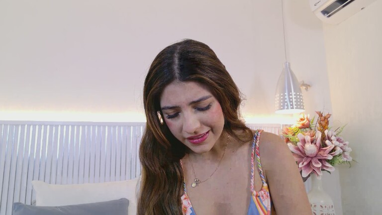 VictoriaJoliegb's Streamate show and profile