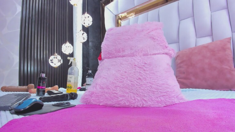 SarayRoysex's Streamate show and profile